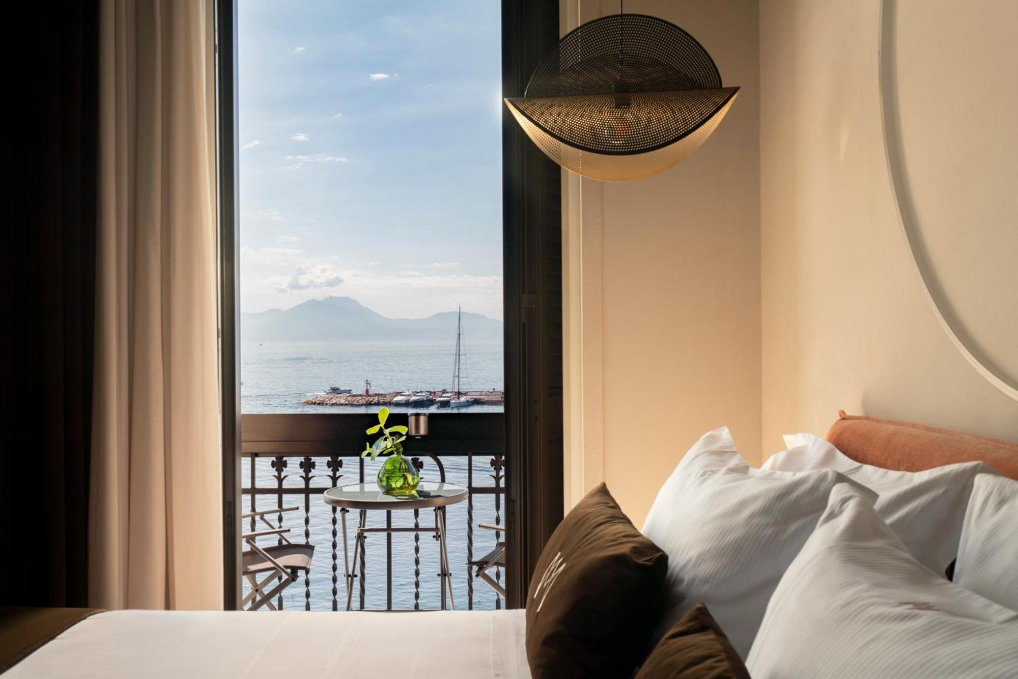 Demetra Luxury Suites Naples Luaran gambar