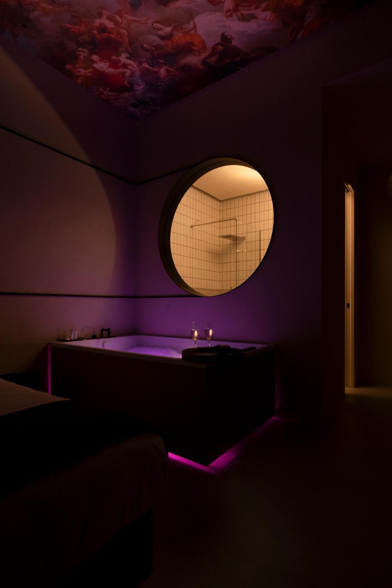 Demetra Luxury Suites Naples Luaran gambar
