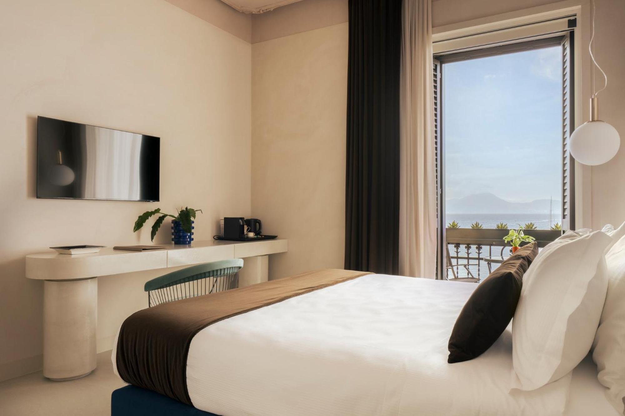 Demetra Luxury Suites Naples Luaran gambar